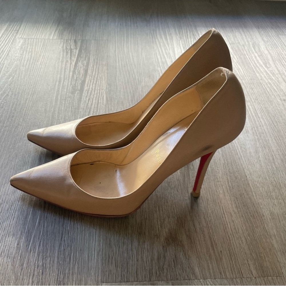 Christian Louboutin Apostrophy Nude Size 40